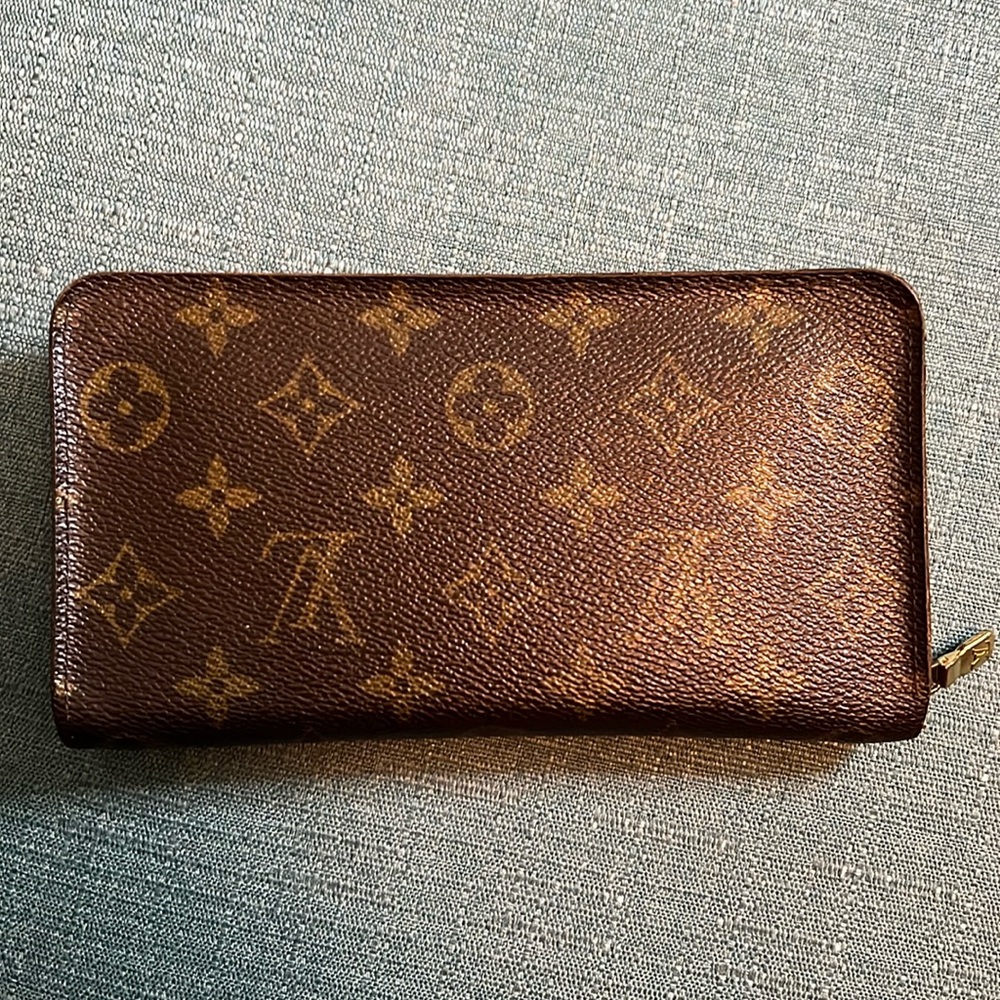 Louis Vuitton Monogram Zippy Long Zipper Wallet Purse